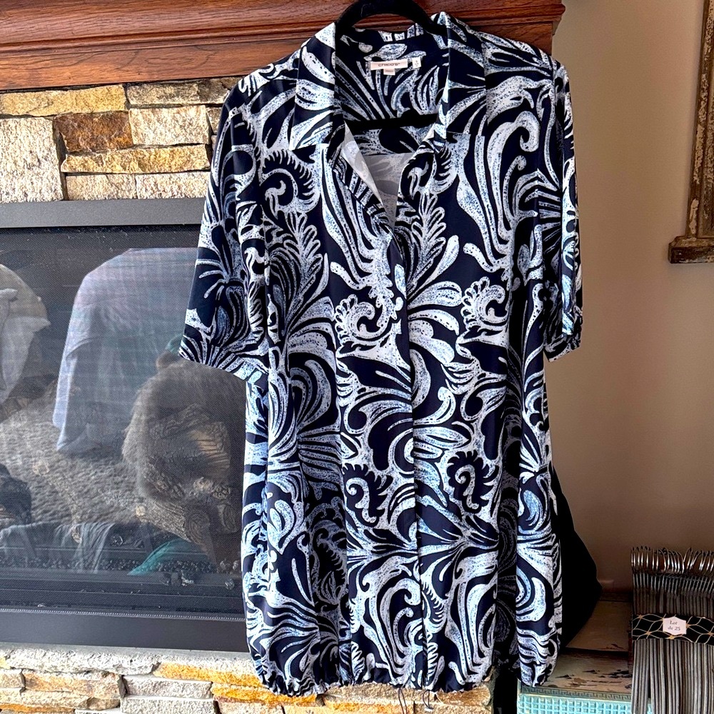 Chicos baby and white no wrinkle dress size 3 NWOT